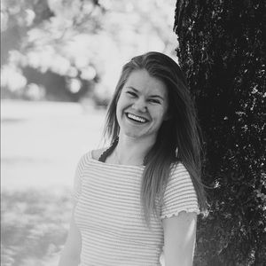 Meet your Posher, Julie